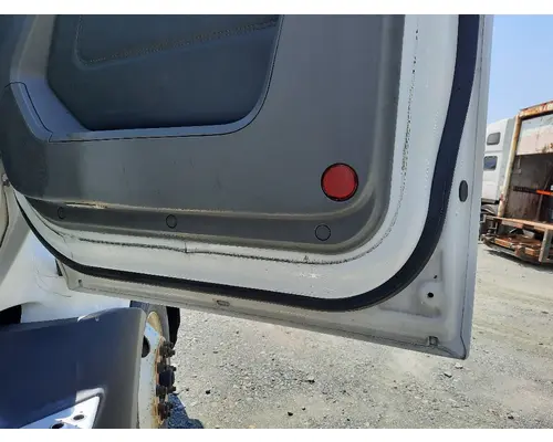 KENWORTH T680 2013-2026 DOOR ASSEMBLY, FRONT