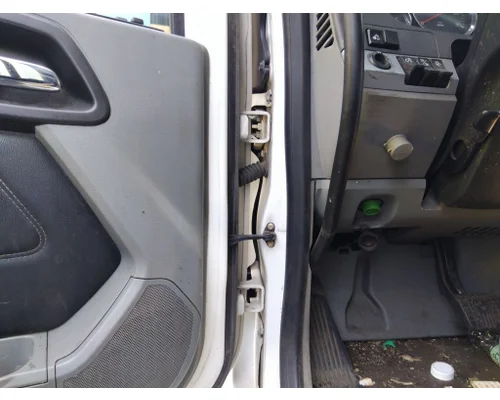 KENWORTH T680 2013-2026 DOOR ASSEMBLY, FRONT