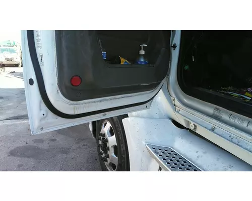KENWORTH T680 2013-2026 DOOR ASSEMBLY, FRONT