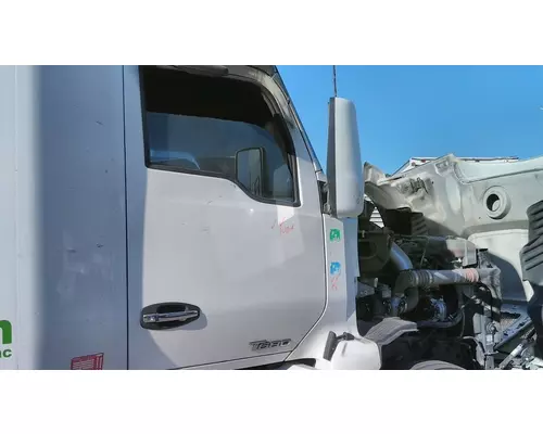 KENWORTH T680 2013-2026 DOOR ASSEMBLY, FRONT
