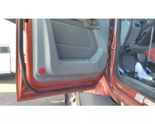 KENWORTH T680 2013-2026 DOOR ASSEMBLY, FRONT
