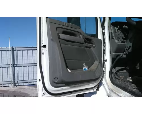 KENWORTH T680 2013-2026 DOOR ASSEMBLY, FRONT