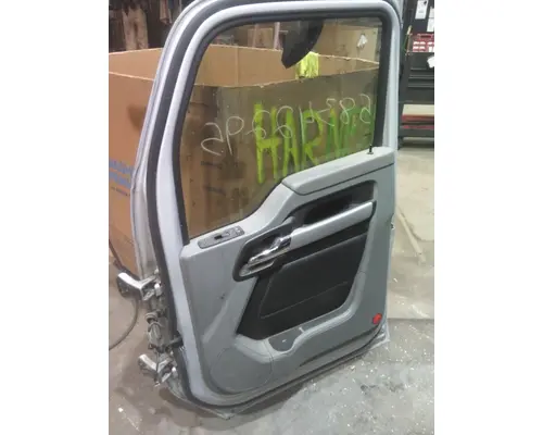 KENWORTH T680 2013-2026 DOOR ASSEMBLY, FRONT