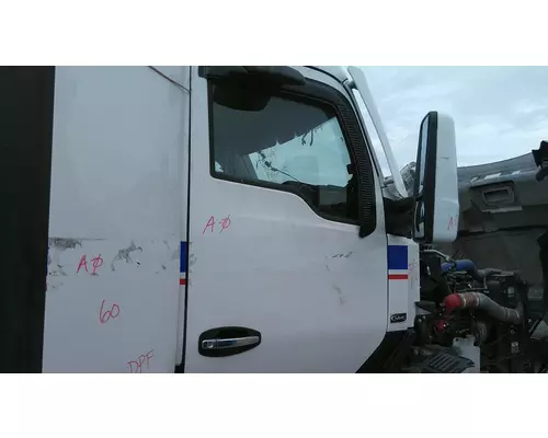 KENWORTH T680 2013-2026 DOOR ASSEMBLY, FRONT