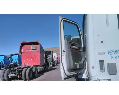 KENWORTH T680 2013-2026 DOOR ASSEMBLY, FRONT
