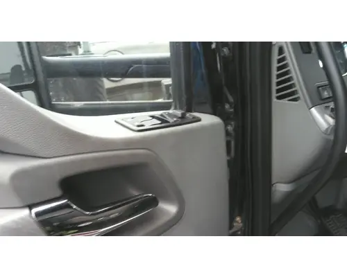 KENWORTH T680 2013-2026 DOOR ASSEMBLY, FRONT