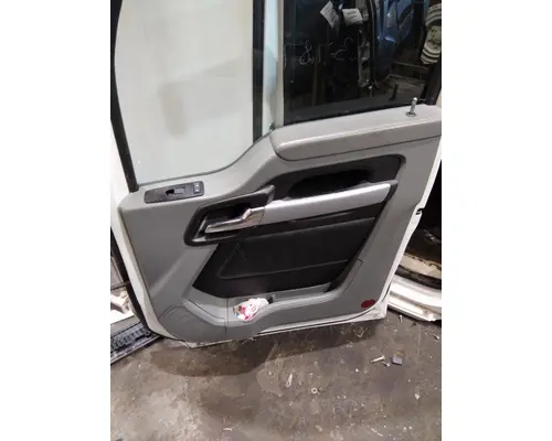 KENWORTH T680 2013-2026 DOOR ASSEMBLY, FRONT