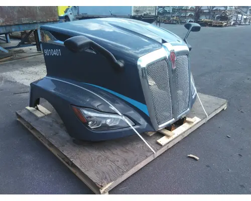 KENWORTH T680 2021-2026 HOOD