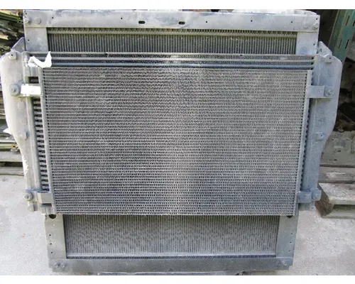 KENWORTH T680_40702 AC Condenser