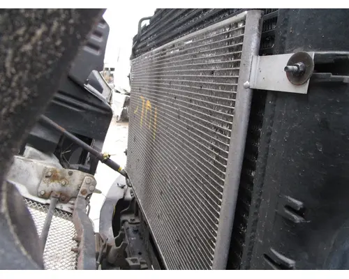 KENWORTH T680_40702 AC Condenser