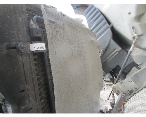 KENWORTH T680_40702 AC Condenser