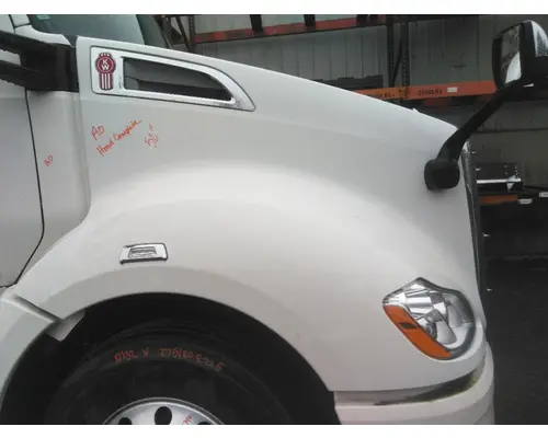 KENWORTH T680 GEN 1 HOOD