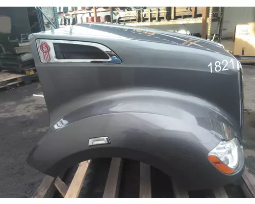 KENWORTH T680 GEN 1 HOOD
