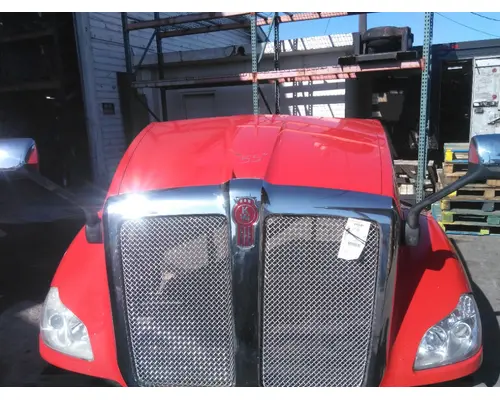 KENWORTH T680 GEN 1 HOOD