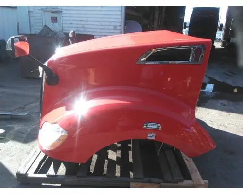 KENWORTH T680 GEN 1 HOOD