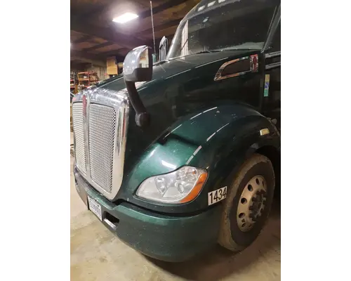 KENWORTH T680 GEN 1 HOOD