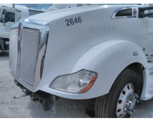 KENWORTH T680 GEN 1 HOOD