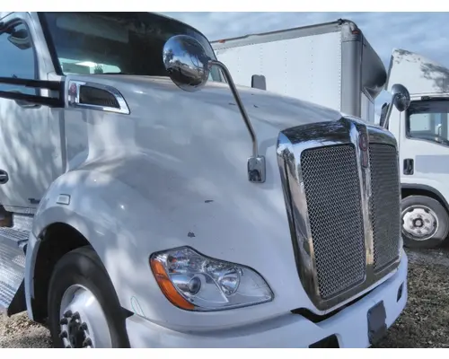 KENWORTH T680 GEN 1 HOOD