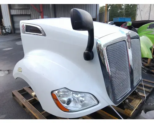 KENWORTH T680 GEN 1 HOOD