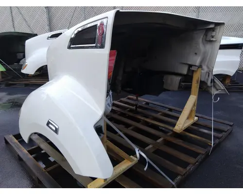 KENWORTH T680 GEN 1 HOOD