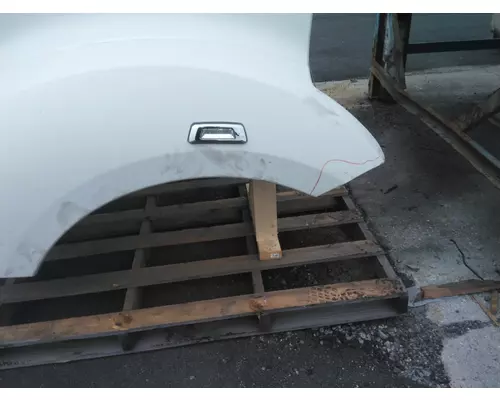 KENWORTH T680 GEN 1 HOOD