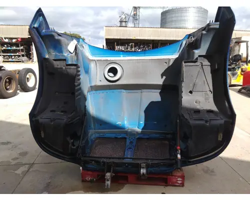 KENWORTH T680 GEN 1 HOOD
