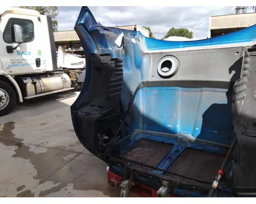 KENWORTH T680 GEN 1 HOOD