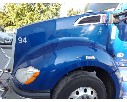 KENWORTH T680 GEN 1 HOOD