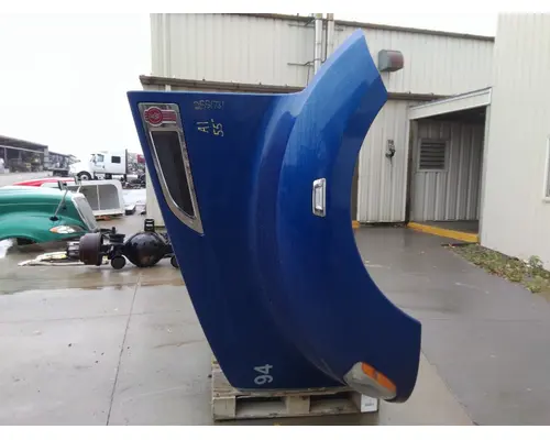 KENWORTH T680 GEN 1 HOOD