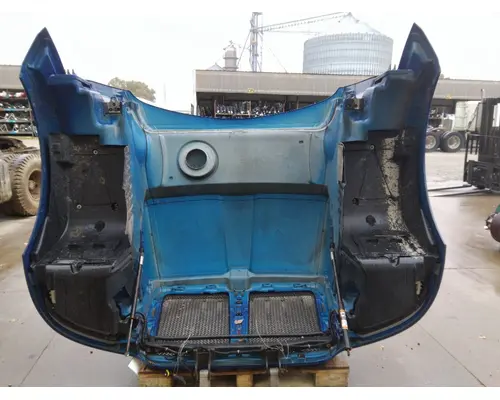 KENWORTH T680 GEN 1 HOOD