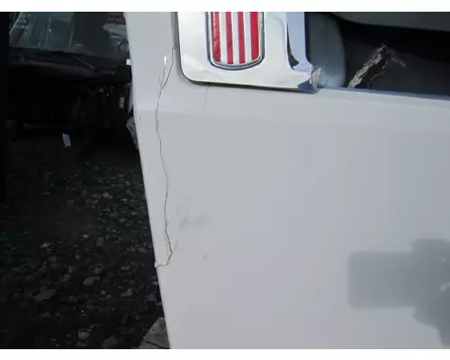 KENWORTH T680 GEN 1 HOOD