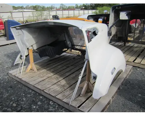 KENWORTH T680 GEN 1 HOOD