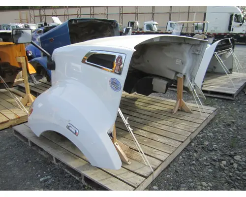 KENWORTH T680 GEN 1 HOOD