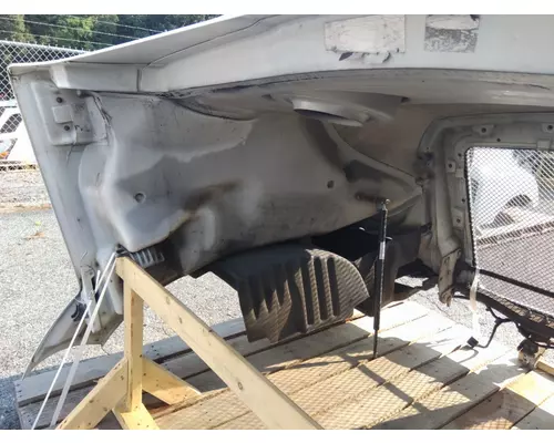 KENWORTH T680 GEN 1 HOOD