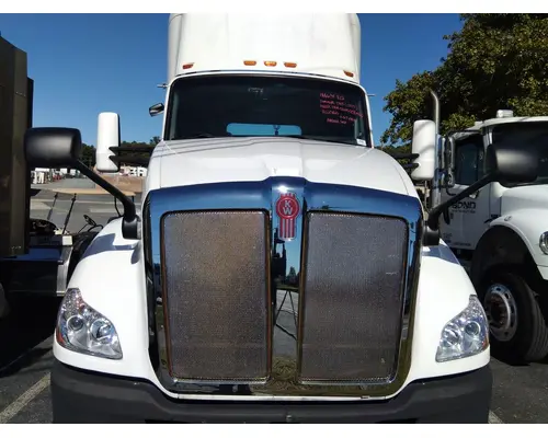 KENWORTH T680 GEN 1 HOOD