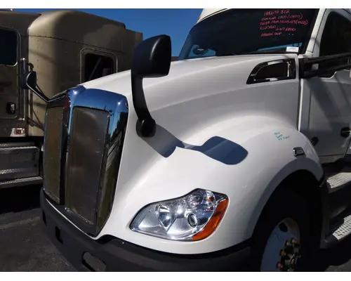 KENWORTH T680 GEN 1 HOOD