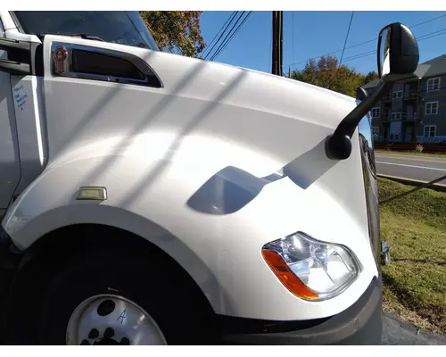 KENWORTH T680 GEN 1 HOOD