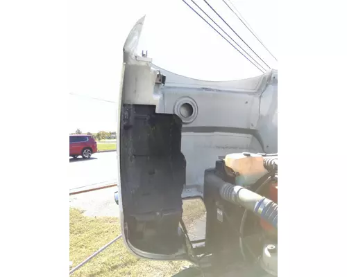KENWORTH T680 GEN 1 HOOD