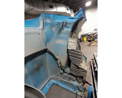 KENWORTH T680 GEN 1 HOOD