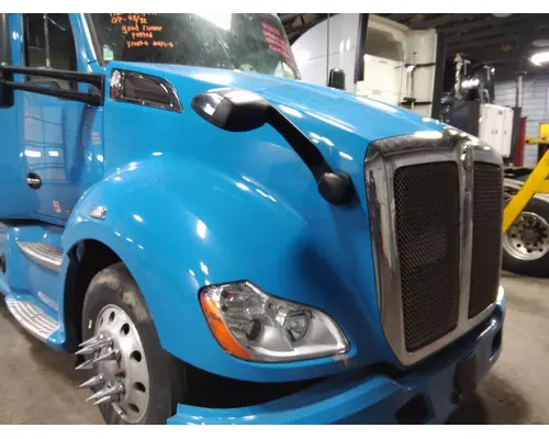 KENWORTH T680 GEN 1 HOOD