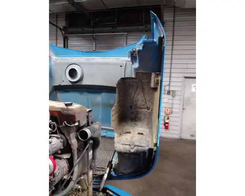 KENWORTH T680 GEN 1 HOOD