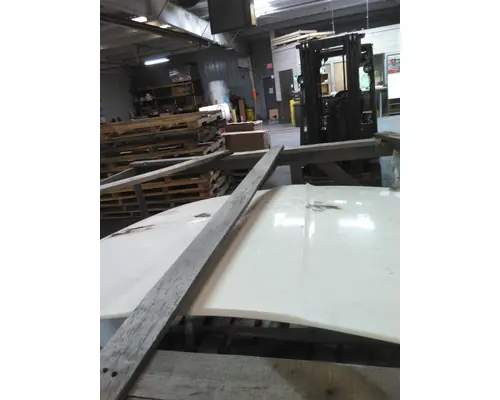 KENWORTH T680 GEN 1 HOOD