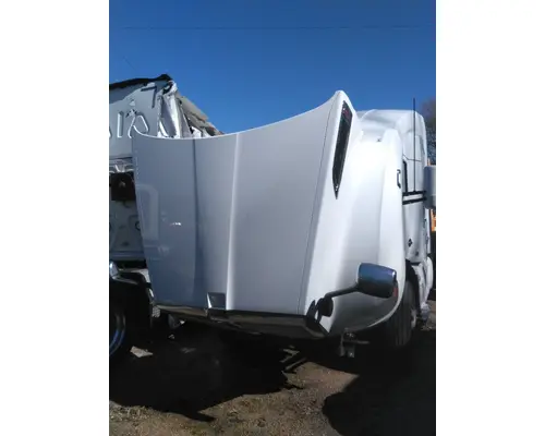 KENWORTH T680 GEN 1 HOOD