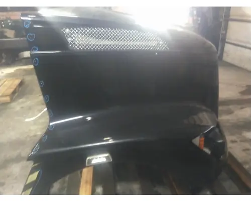 KENWORTH T680 GEN 2 HOOD