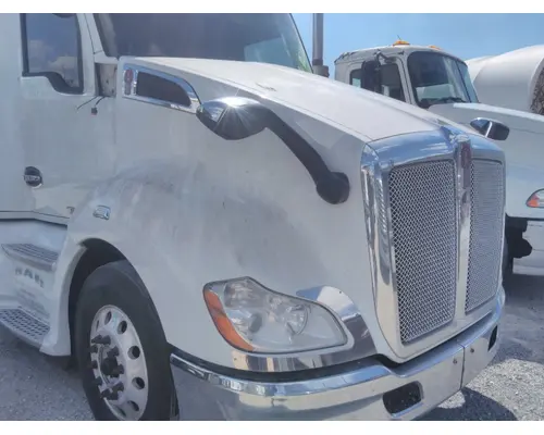 KENWORTH T680 GEN 2 HOOD