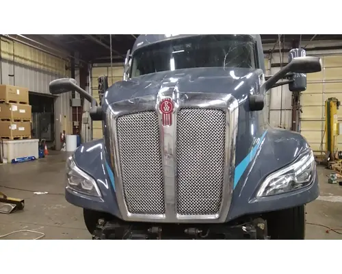 KENWORTH T680 GEN 2 HOOD