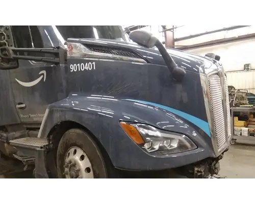 KENWORTH T680 GEN 2 HOOD