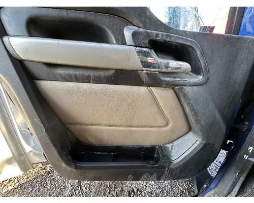 KENWORTH T680 NEXT GEN Front Door Assembly
