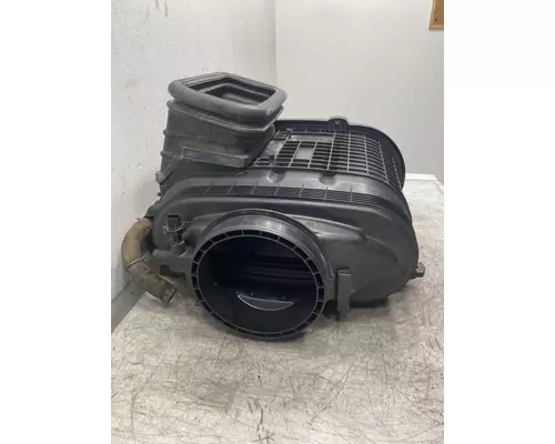 KENWORTH T680 Next Gen Air Cleaner