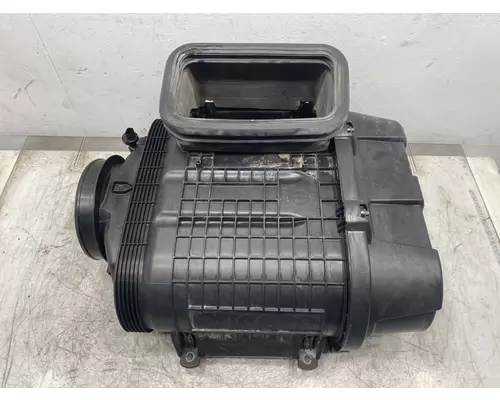 KENWORTH T680 Next Gen Air Cleaner